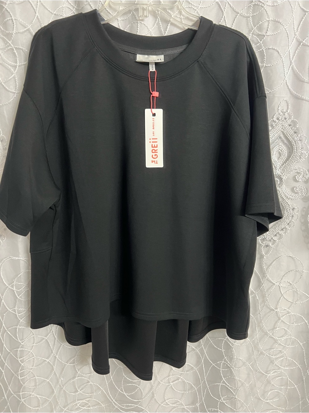 Black Short-Sleeve Boxy Top